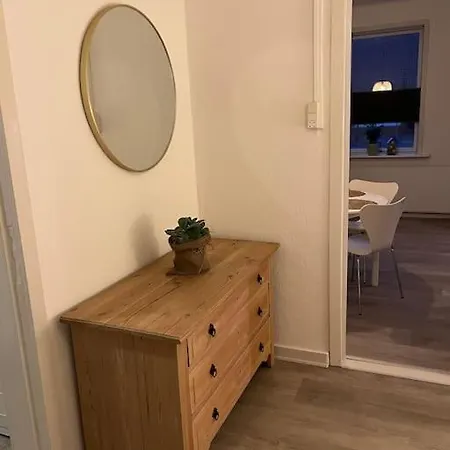 Apartment Hyggelig I Aeldre I By *